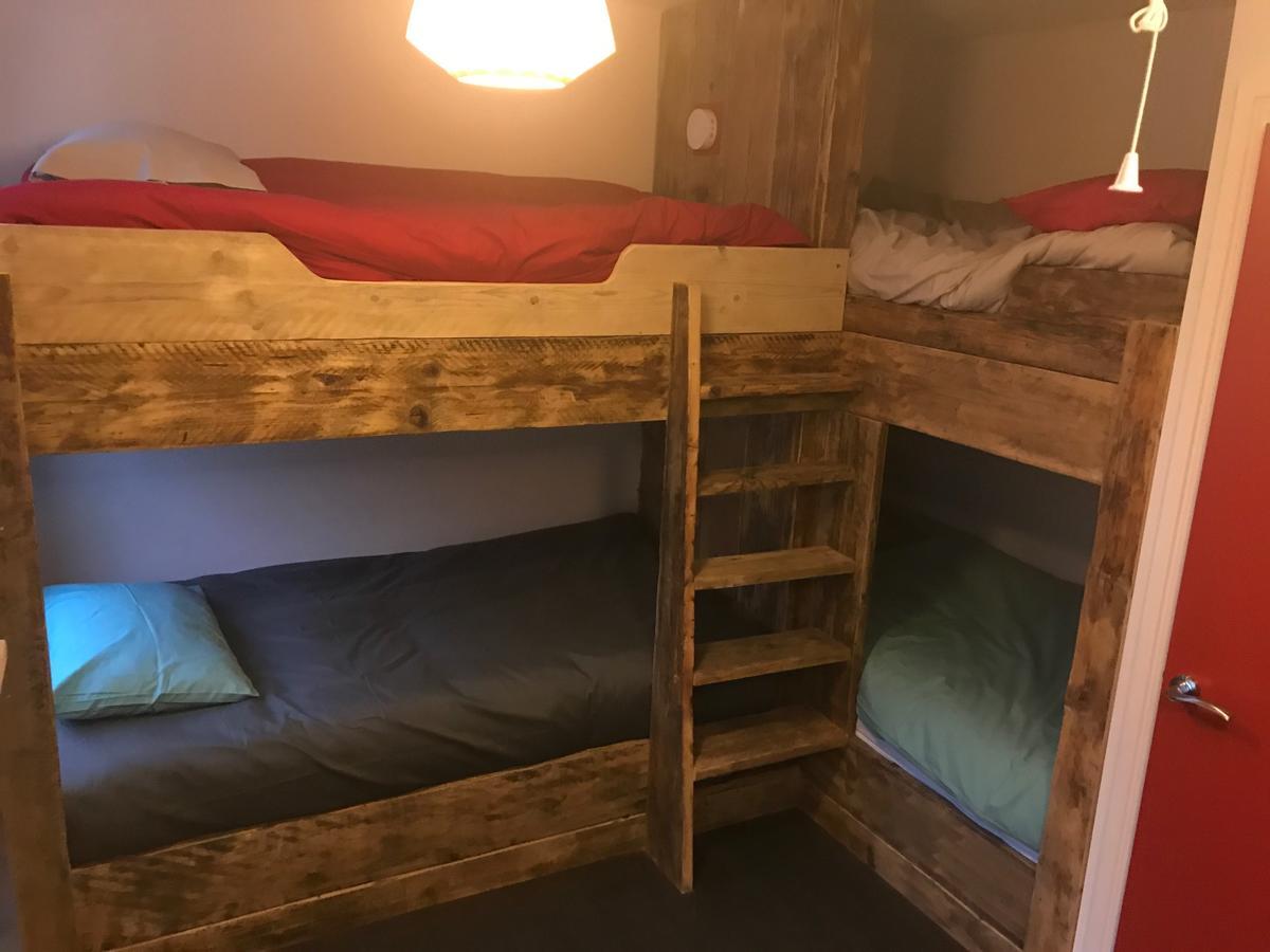 Ty Glyndwr Bunkhouse, Bar And Cafe Hostel Caernarfon Luaran gambar