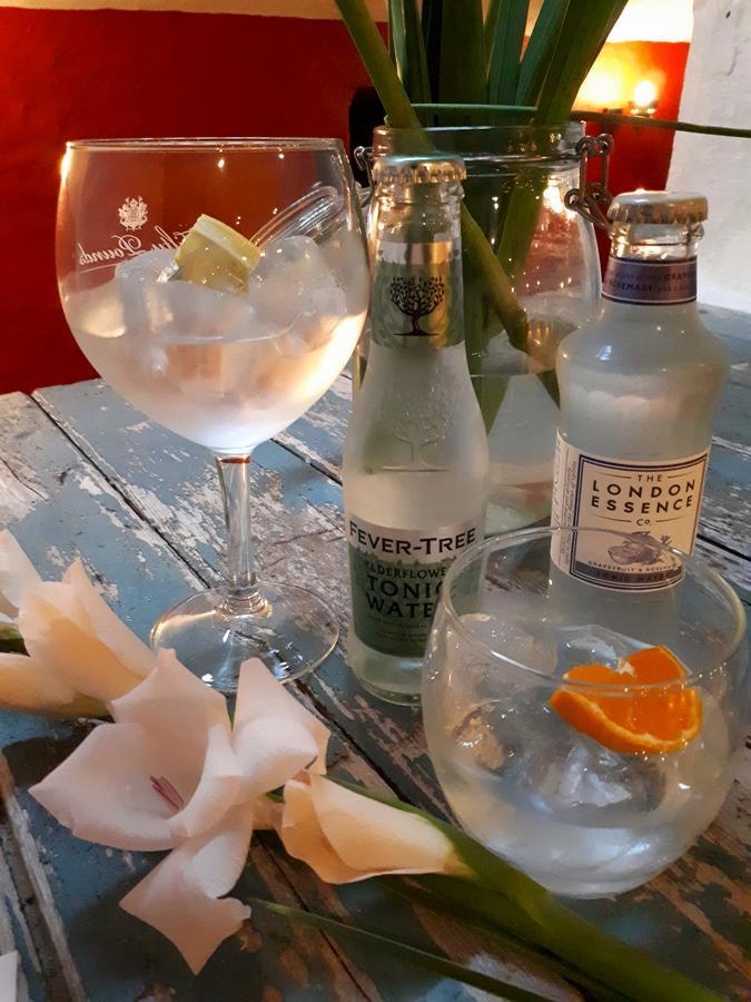 Ty Glyndwr Bunkhouse, Bar And Cafe Hostel Caernarfon Luaran gambar